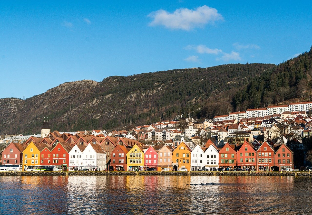 Taking it slow on Norway’s fastest route is a great way to delve into the culture, traditions, and awe-inspiring landscape of this far-flung corner of the world.