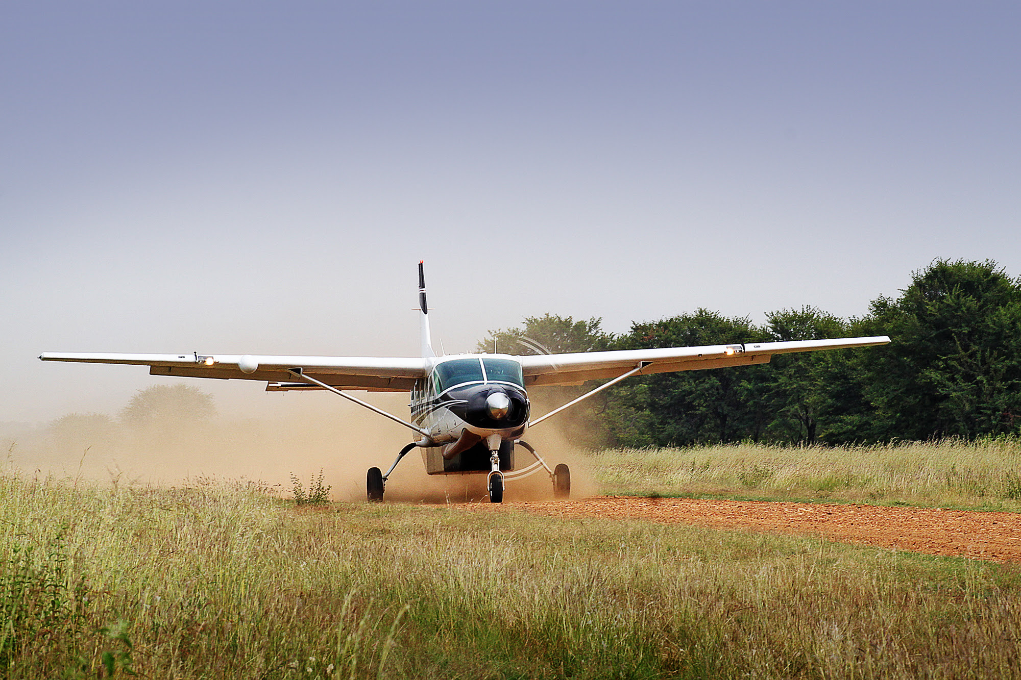 Having postponed operations in 2020, SkySafari relaunches in May 2021 with a brand-new itinerary that encompasses the highlights of East Africa and extended schedules for Kenya and Tanzania, all by private plane. 