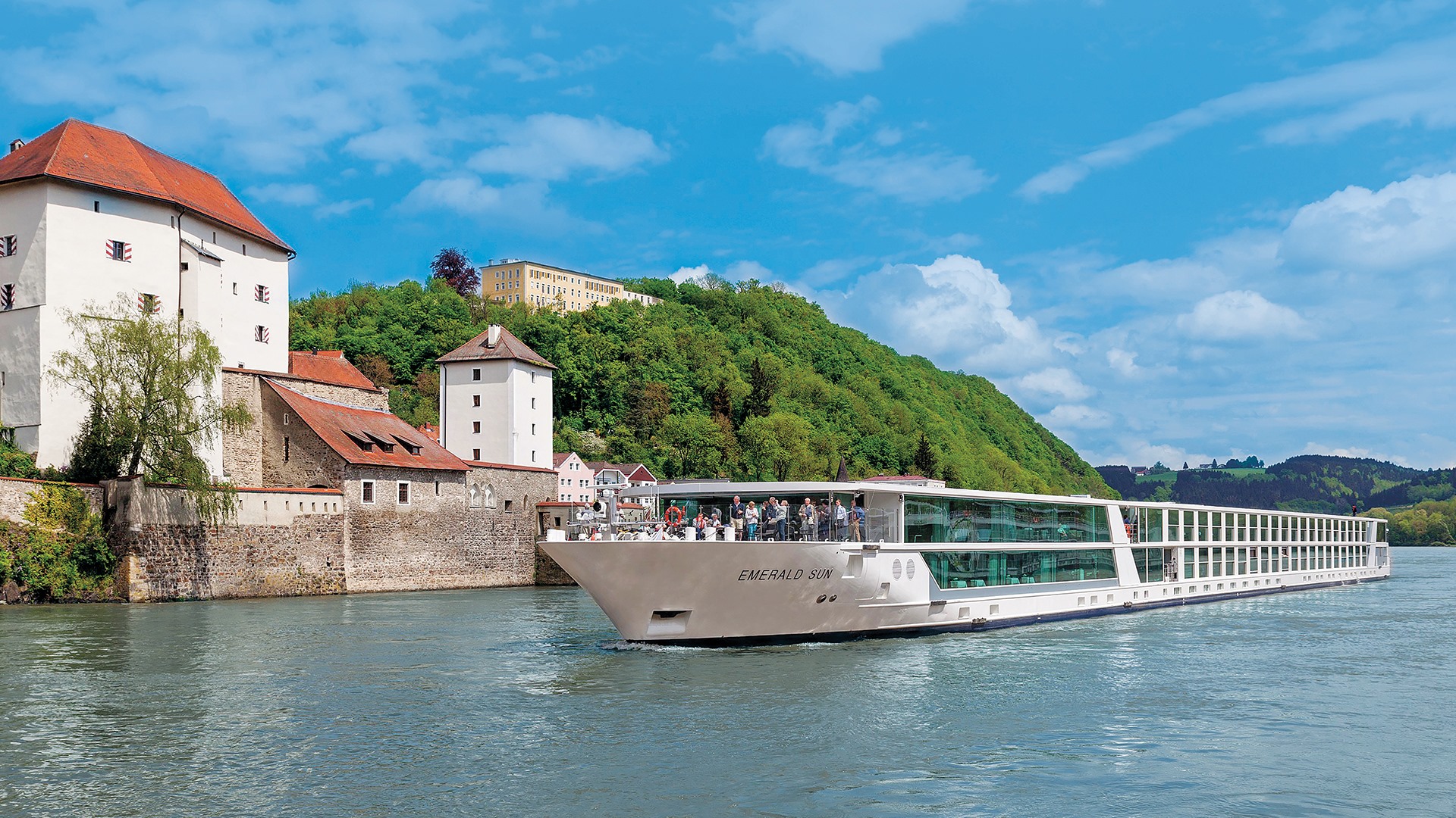 Scenic Group’s two award-winning river lines - Scenic Luxury Cruises & Tours and Emerald Cruises – will start their 2021 European river cruise season on Portugal’s Douro River from July 30 and July 31, 2021, respectively. 