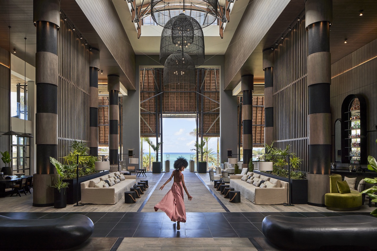 LUX* Resorts & Hotels' new flagship in Mauritius, LUX* Grand Baie Resort & Residences, has opened its doors to welcome its first guests.