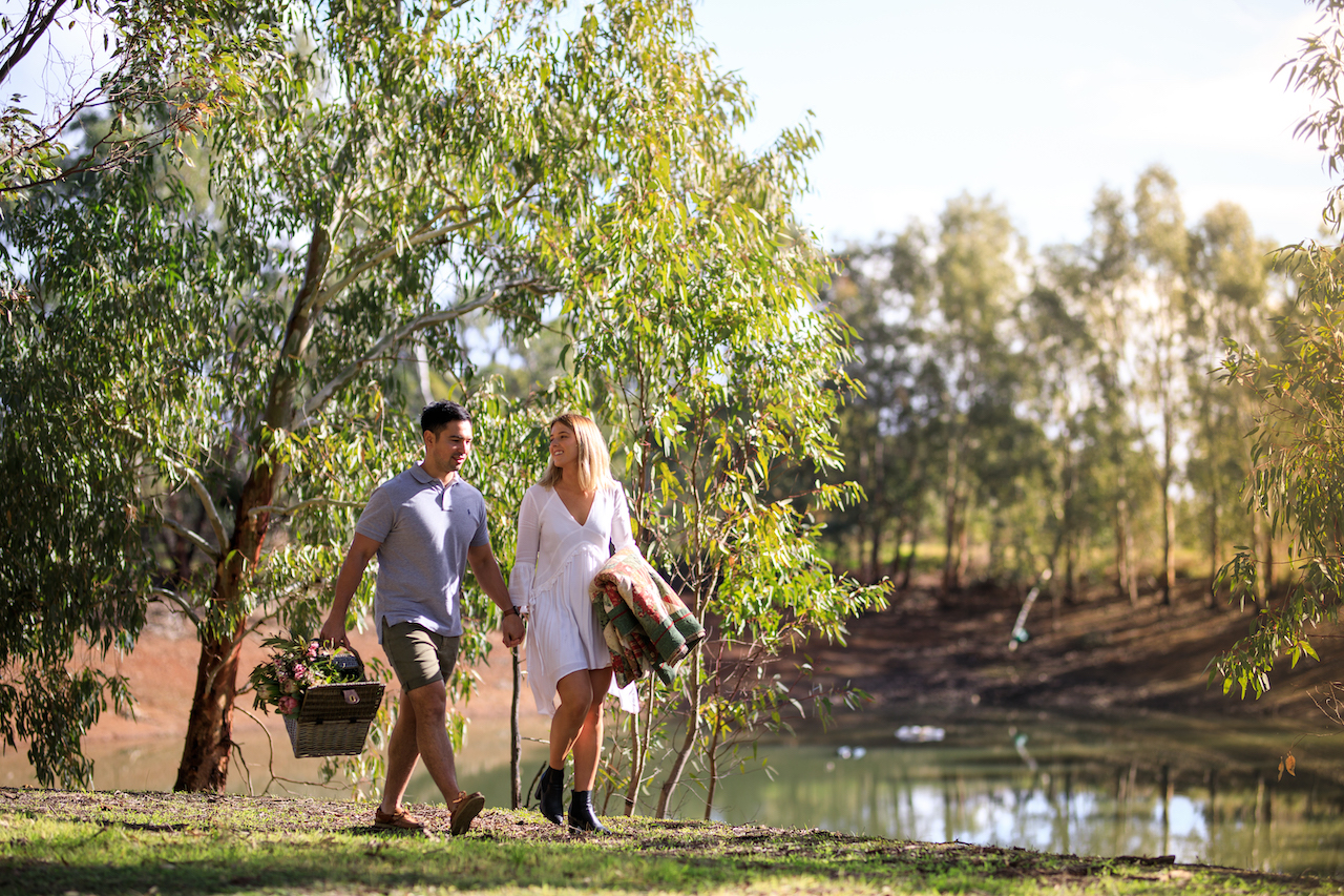 From luxury glamping and picturesque cottages to eco-stays nestled amongst native bushland, these are the best Australia winery stays for 2022. 