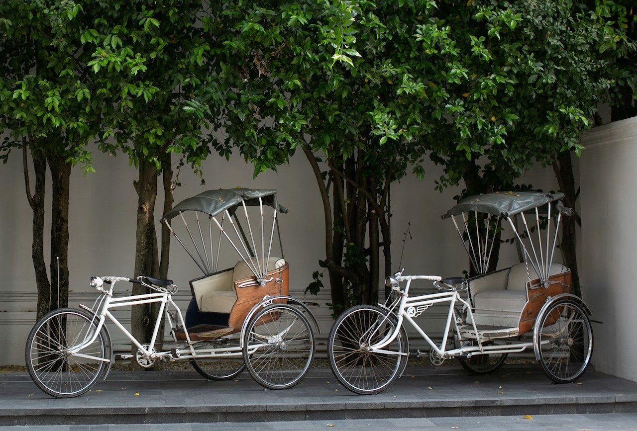 Guests at Thailand's award-winning all-suite 137 Pillars House can now enjoy a half day tour of the Old City by traditional samlor or rickshaw. 