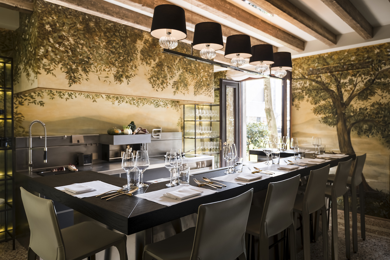 Aman Venice launches a new Cook in the Lagoon dining experience inspired by Michelin-starred chef Norbert Niederkofler. 